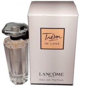 Tresor in Love by Lancome 0.16 oz EDP mini for Women